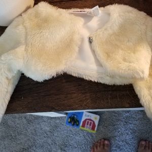 Little tiny sweater/shoulder cover